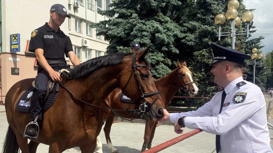кінна поліція
